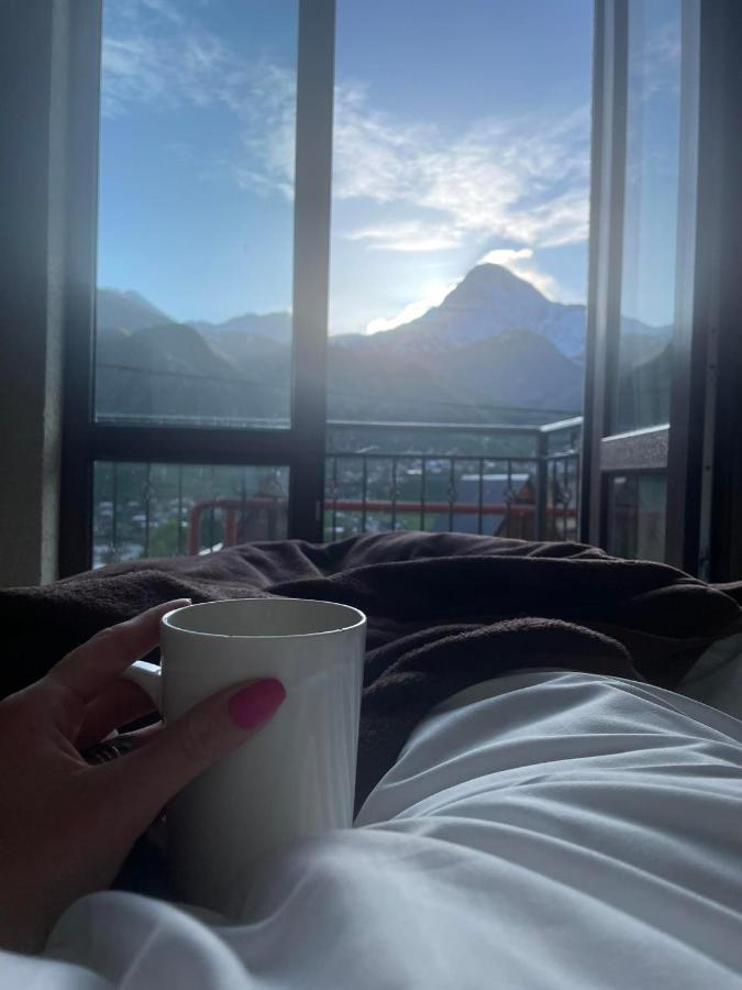 Hotel Iveria Kazbegi Exterior foto