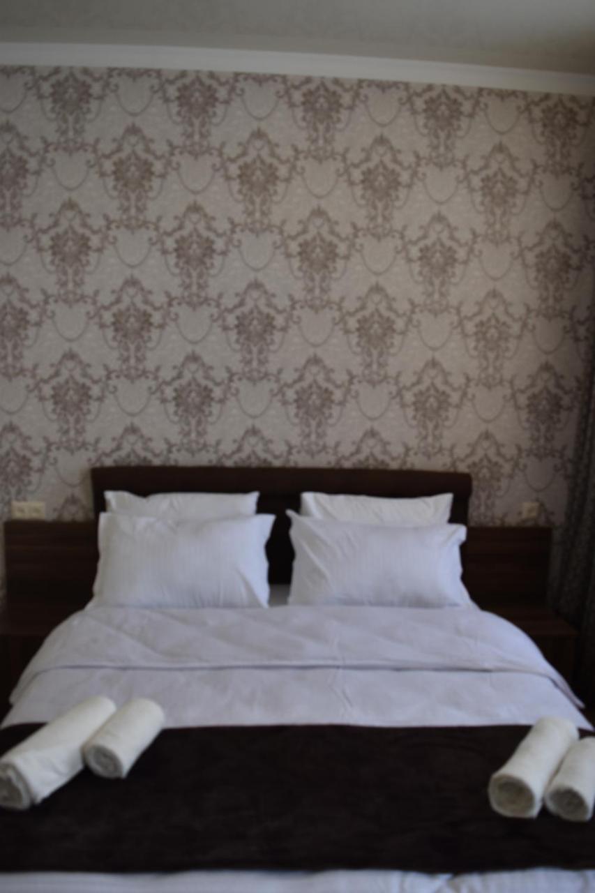 Hotel Iveria Kazbegi Exterior foto