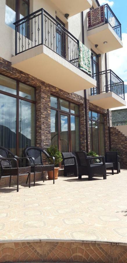 Hotel Iveria Kazbegi Exterior foto